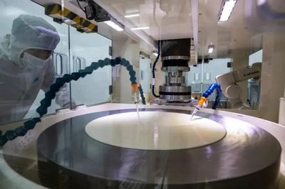 自主創新引領突破，湖北鼎龍控股成功挺進國內主流晶圓廠供應鏈